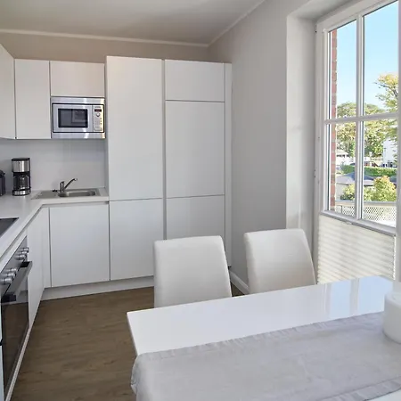 Techts Strandhaus شقة تيميندورفير ستراند